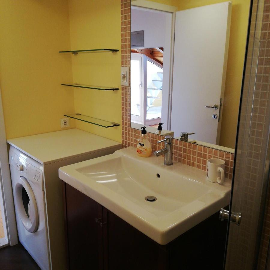 Gina Apartma